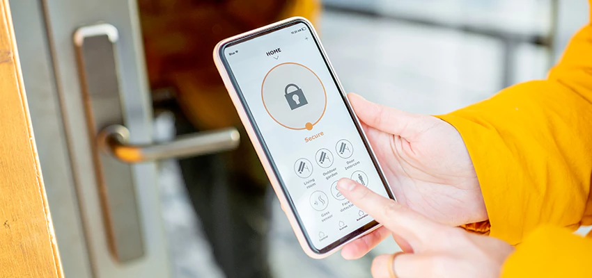Automatic Door Lock Opener Repair in Wellington, Florida