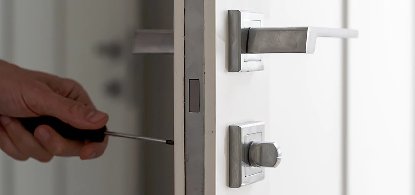 Automotive Lock Installation in Wellington, FL