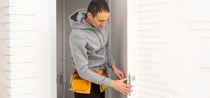 Nighttime Locksmith Near Me in Wellington, FL